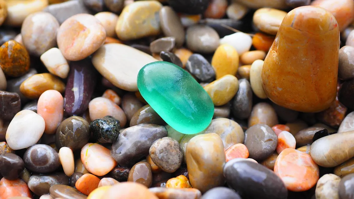 Pebble Art for Beginners: Your First Picture in Six Simple Steps